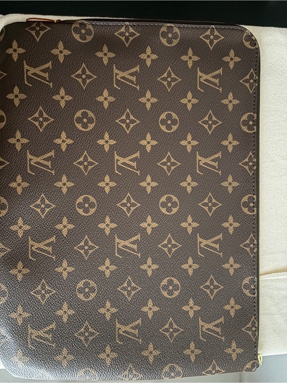 LOUIS VUITTON Monogram Etui Voyage MM Pouch